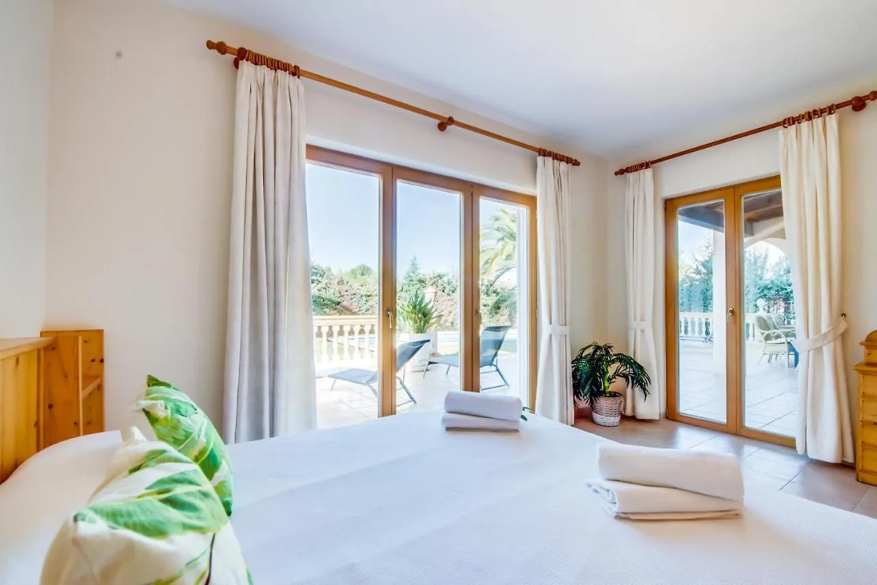 Ideal Property Mallorca - Aran Berna Alcudia